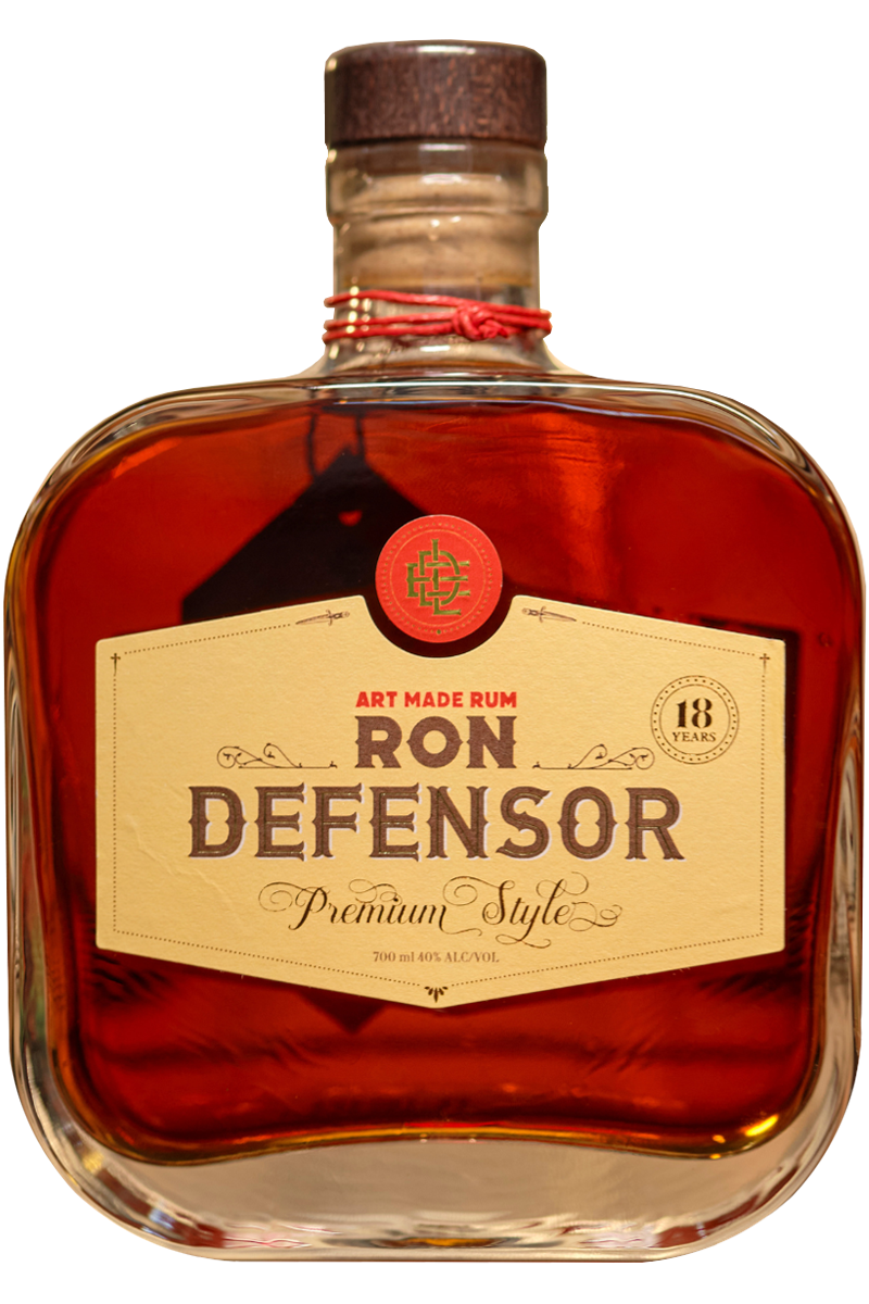 Defensor Premium Style 18 Years Old Rum 700 ML