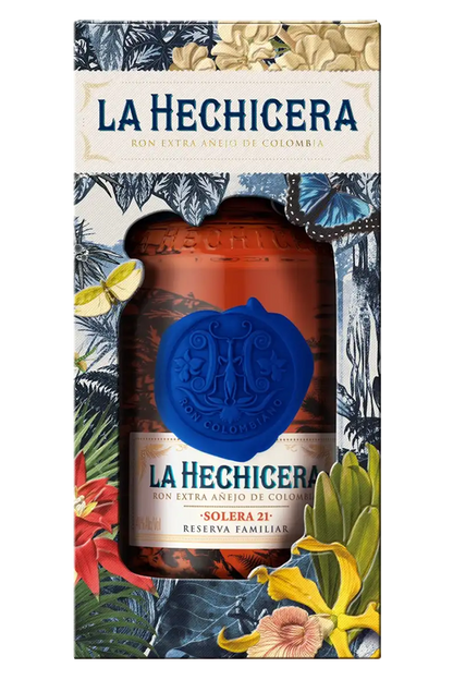 La Hechicera Reserva Familiar Aged Rum 700 ML 2